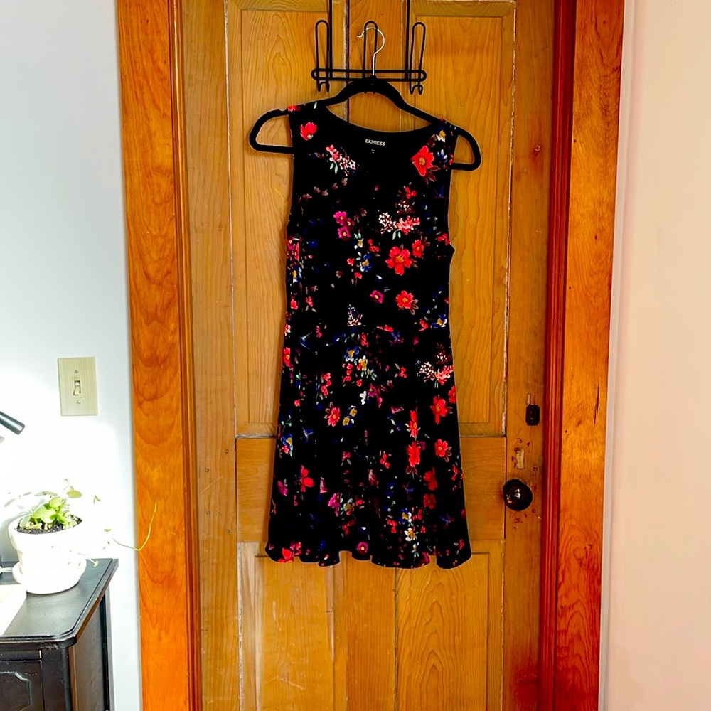 Express Pleated-top floral dress